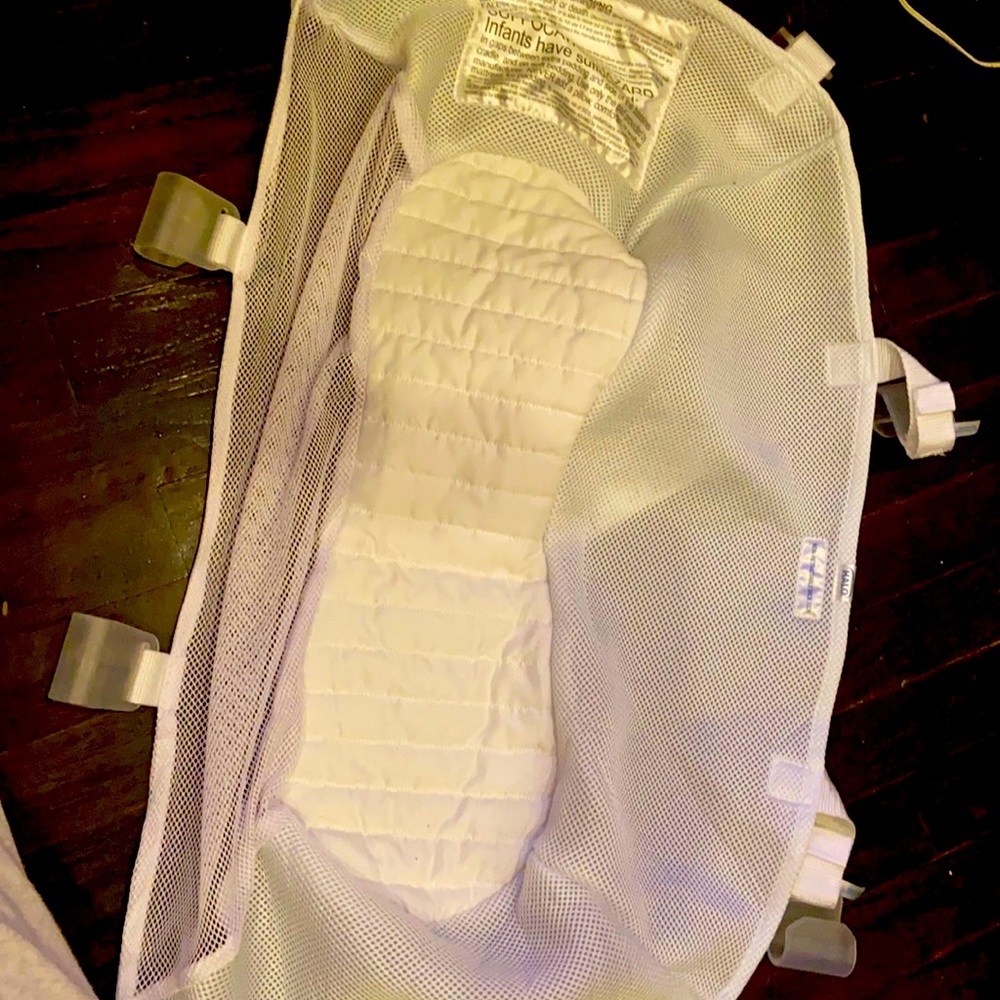 Sleeping nest for baby’s